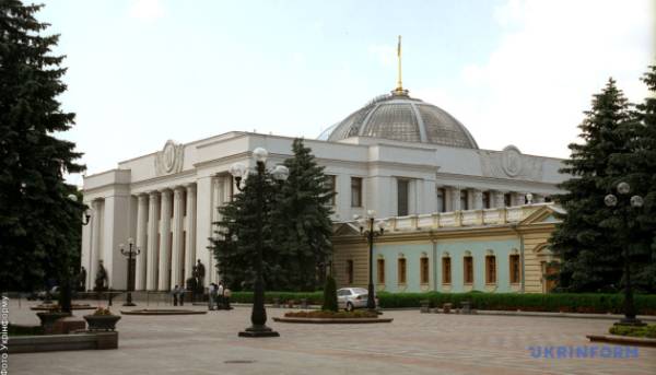 У парламенті виступають за посилення нагляду за діяльністю представників територіальних центрів комплектування.