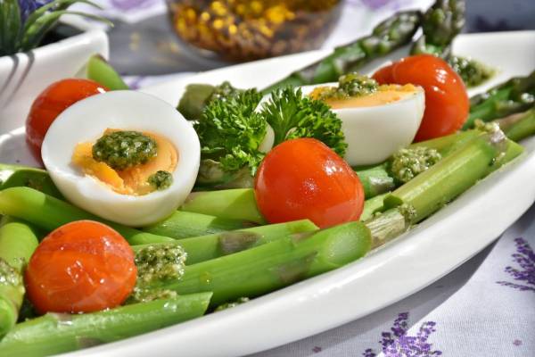 7 низькокалорійних продуктів, що насичують: обираємо корисне і смачне