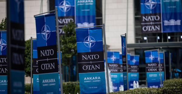 НАТО продемонструє силу у відповідь на ескалацію Росії