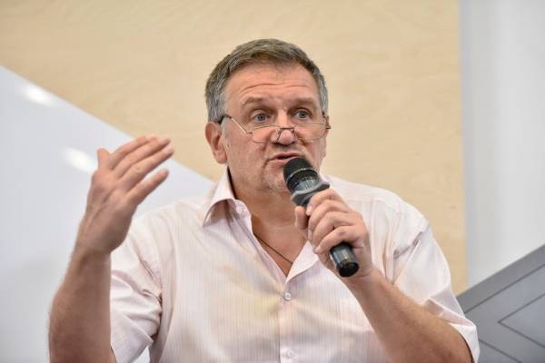 Гарант Зеленський: корупційна відповідь не переконала