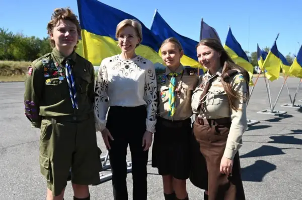Церемонія зустрічі домовини з прахом полковника Євгена Коновальця в Україні