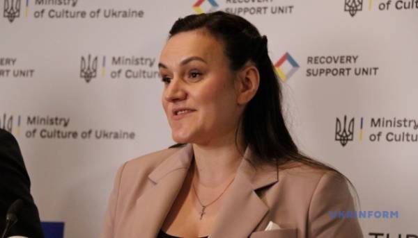 Інтерпол включив до бази 600 викрадених Росією українських музейних цінностей