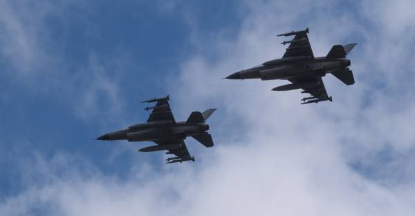 Румунія підняла винищувачі F-16 через російські сигнали біля Молдови