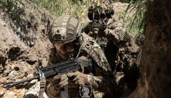 Рік повномасштабної війни: Україна в обороні та на шляху до перемоги