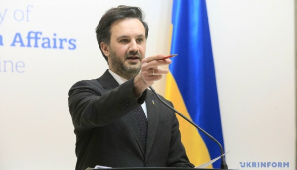 Словник МЗС: Заява Залужного про НАТО витягнута з контексту, курс України незмінний