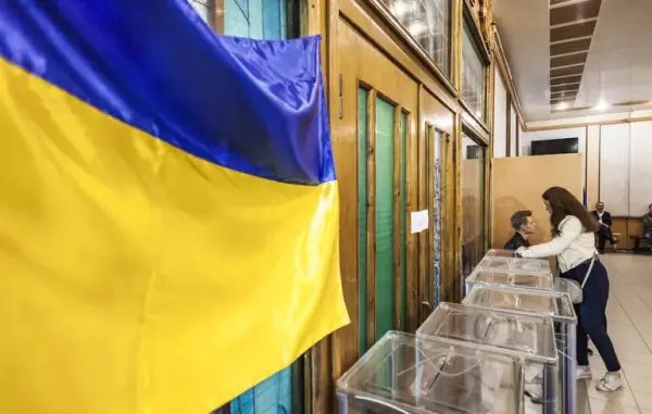ОП: Вибори під час війни – це можливість для ворога