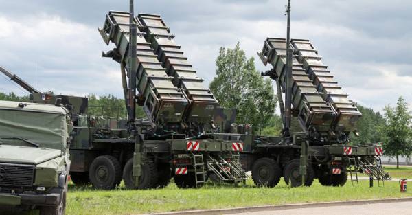 Європа може виготовляти системи захисту від ракет, але потребує єдності – Лакійчук