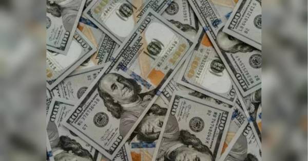 Курс долара: прогнози експертів на другу половину серпня