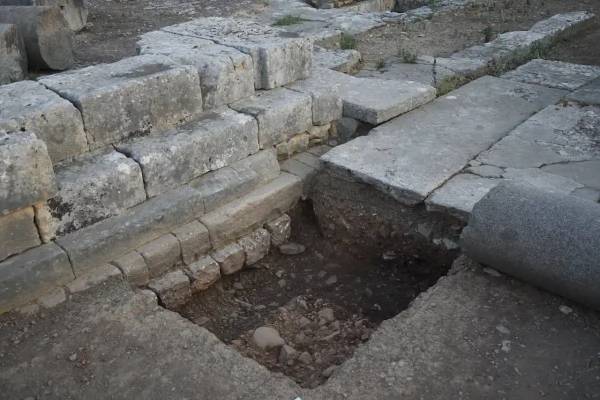 Критський храм: 450 мишачих кісток довели існування культу Аполлона-Мишачого