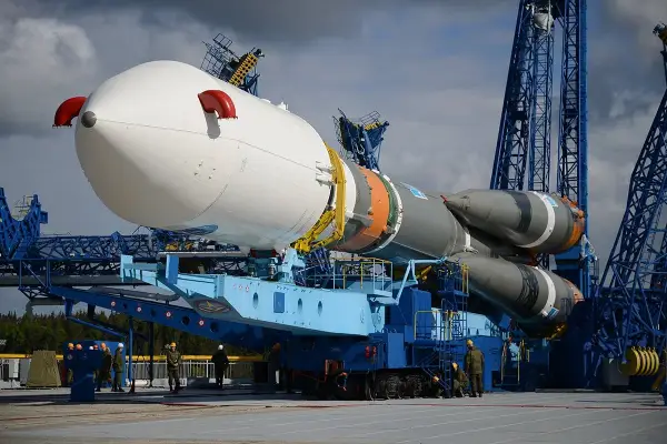 Союз-2.1б перед запуском