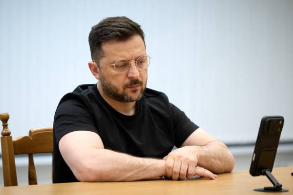 Гарань: рейтинг Зеленського неминуче знижуватиметься
