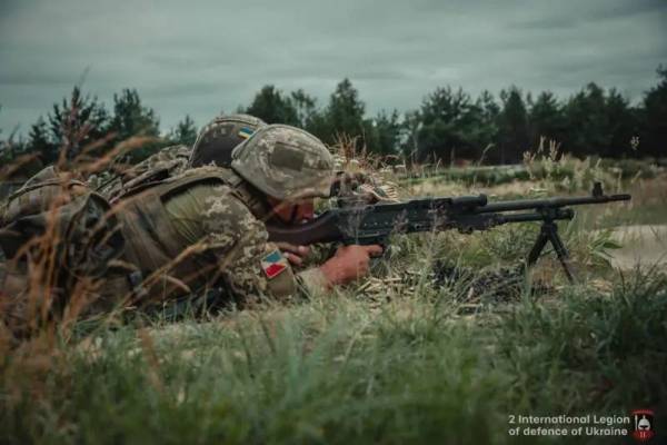 Україна готує службу легіонерів: як залучити іноземних військових