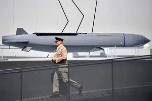 Британія може поділитися з Україною секретними технологіями виготовлення ракет SCALP. Кремль реагує очікувано