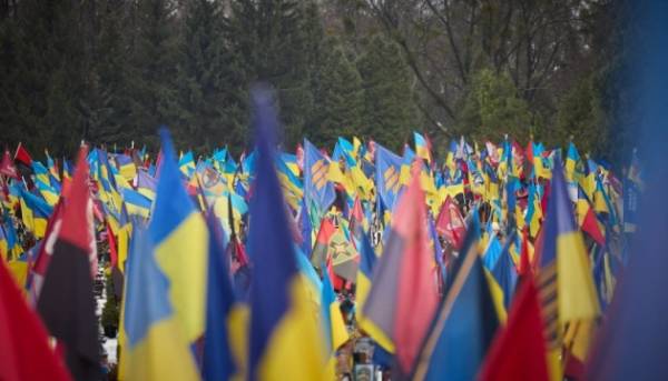 Україна у війні: 1648 днів боротьби