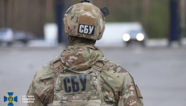 Російського шпигуна, що наводив ракетні удари на Київ, затримали: він здавав блокпости, склади та військкомати.
