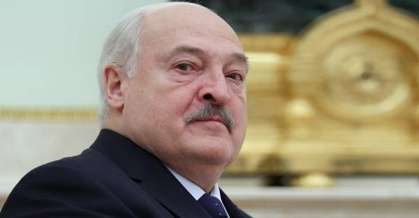 Лукашенко: Україну погубила корупція, а не Росія