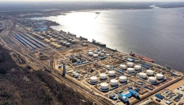 Український Генштаб підтвердив удар по газовому заводу “Новатек” на північному заході РФ