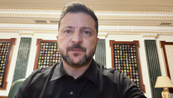За словами Зеленського, українські захисники у липні знищили дронами понад 30 тисяч російських загарбників.