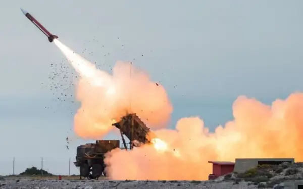 Україна отримала вдвічі менше ракет Patriot за три роки