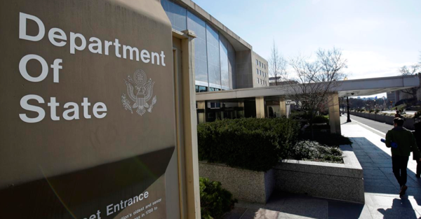Держдеп США рекомендує американцям утриматися від поїздок до України