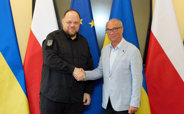 Стефанчук обговорив з Чажастим безпекову співпрацю України та Польщі