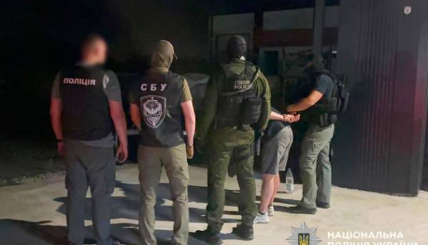 Правоохоронці України та Болгарії знищили транснаціональне наркооб’єднання.