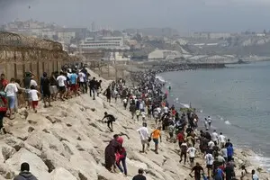 Іспанські прикордонники відбили новий штурм Сеути
