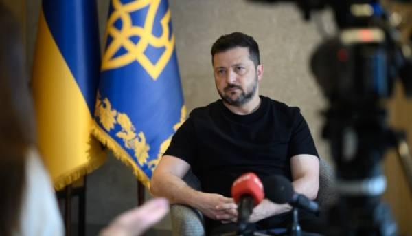 Зеленський: Росіяни розгорнули три ешелони ППО навколо Москви
