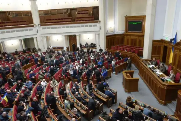 47 мажоритарних округів залишились без представників у Раді: у чому причина