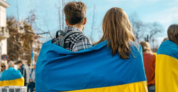 39% українців вірять у правильний курс держави, головне – перемога у війні