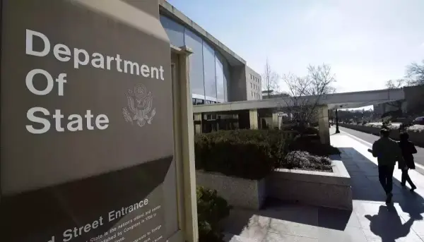 Держдеп США перевірятиме соцмережі іноземних журналістів перед видачею віз, — Reuters