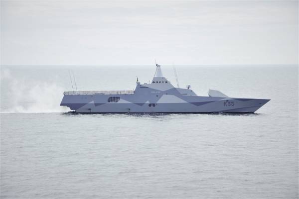 Росія переводить кораблі Балтійського флоту в нові пункти базування