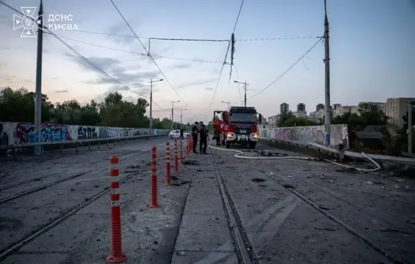 Росія атакувала Україну дронами та ракетами: є влучання