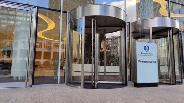 ЄБРР планує виділити до €330 млн на підтримку ПроКредит Банку