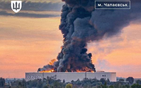Оборонці вдарили по логістичному хабу Ozon на території Росії