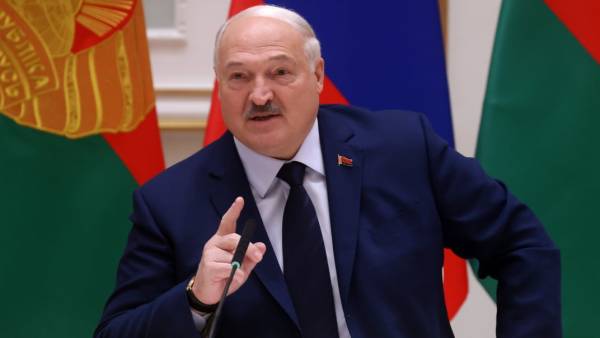 Лукашенко привітав Україну з Днем Незалежності, згадавши “відвічну дружбу”