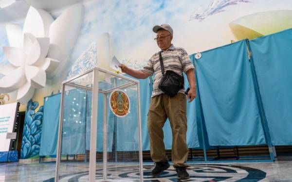 Казахстан обирає новий парламент: прогнозують перемогу пропрезидентській партії