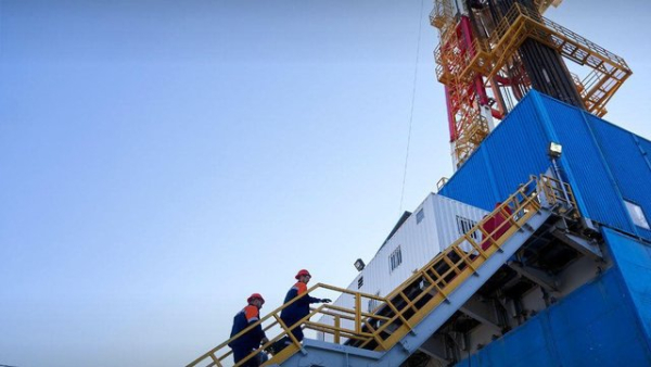 “Нафтогазова компанія “Укрнафта” має намір розпочати буріння нових експлуатаційних горизонтів, керуючись результатами тривимірних сейсморозвідувальних робіт.