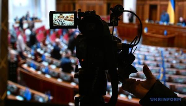 У Верховній Раді змінили порядок роботи журналістів