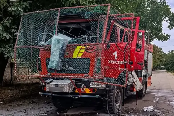 Росіяни атакували автоцистерну ДСНС на Херсонщині, водій поранений