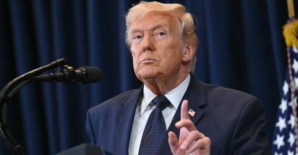Трамп закликає Верховний Суд дозволити добудувати бальну залу Білого дому