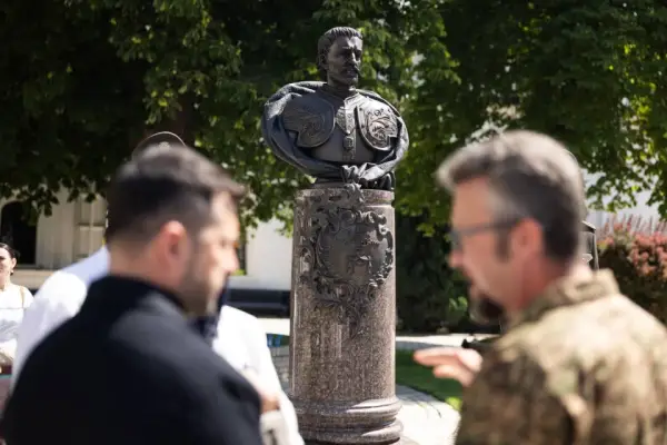 погруддя Івана Мазепи на території Києво-Печерської лаври погруддя Івана Мазепи на території Києво-Печерської лаври