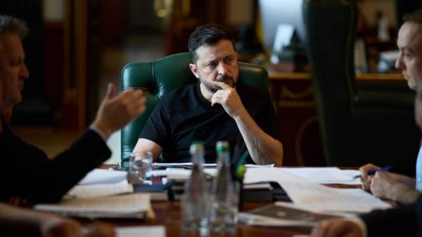 Зеленський наказав підготувати санкційну операцію проти Росії