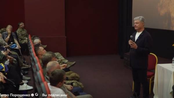 Порошенко: ветерани заслуговують на присутність у владі та реалізацію потенціалу