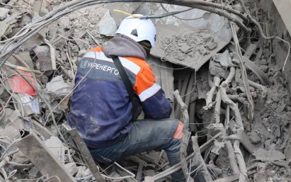 Запорізький регіон: понад 5 тисяч домогосподарств без світла через обстріли