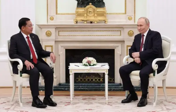 Мін Аун Хлайн відвідає Путіна для посилення стратегічного партнерства