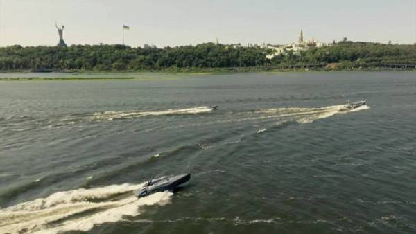 Українська техніка запанувала на землях, у повітрі та водах столиці