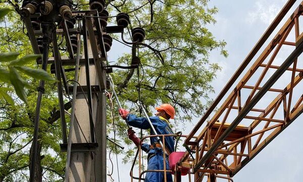 Запоріжжяобленерго” пережила понад 100 пошкоджень через 17 російських атак