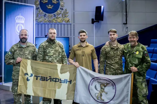 Під час заходу з поглибленого партнерство JEF та України, присвяченого навчанню протидії безпілотникам, Швеція. 