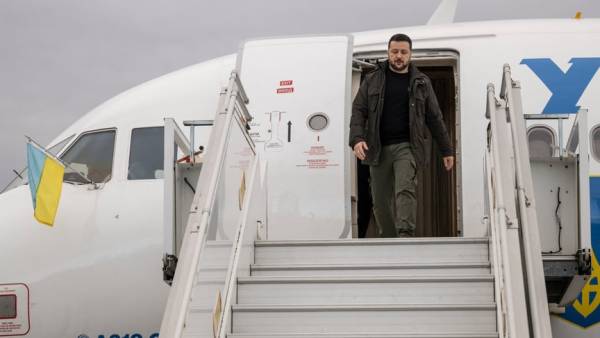 Безпілотник ледь не влучив у літак Зеленського під час вильоту з Молдови